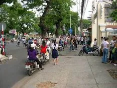 Hè ơi, chào mi!